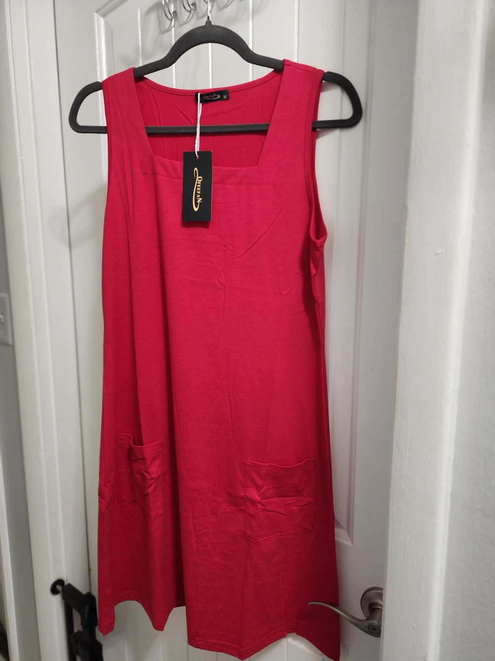 Sleeveless Bright Red Midi Pocket Dress